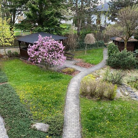 Apartman Posta Rajecke Teplice Bagian luar foto